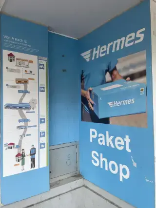 Hermes Paket abgeben und abholen im Adler Kiosk Wiesbaden